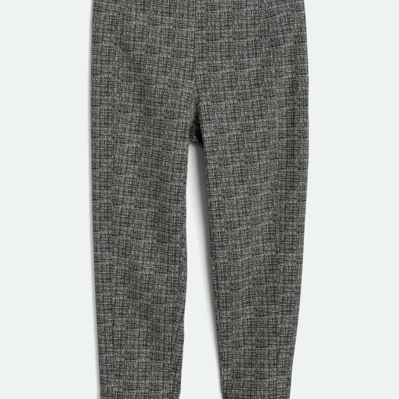 Chic Patterned Pants - Picture 1 of 4